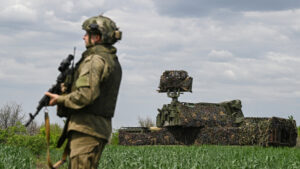 armija-rf-za-nedelju-sbila-bolee-4-tys-dronov-i-chetyre-krylatye-rakety-vsu-775acaa.jpg