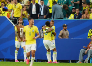 b1705dea8a07e826af4d56ae660622ec.jpg