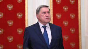 ushakov-ne-stal-nazyvat-imja-kontaktirovavshego-s-zelenskim-biznesmena-iz-rf-4700328.jpg